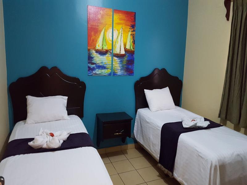 Apart Hotel Pico Bonito ลาเซย์บา ภายนอก รูปภาพ